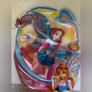Winx Club Believix Bloom Deluxe Fashion Doll by Jakks Pacific